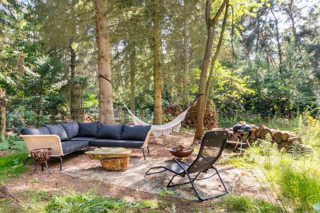 Luxe-Avontuur In Een Romantische Cabin In Het Bos Stekene Exterior foto